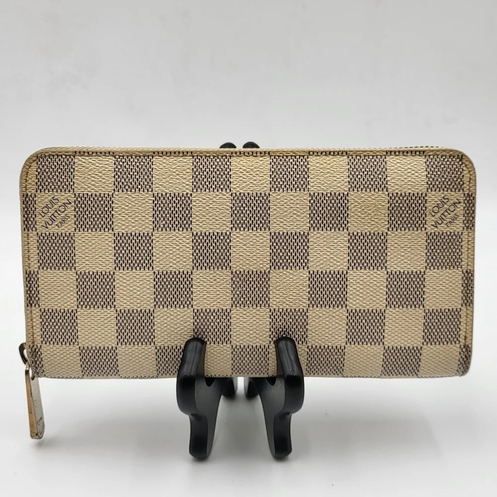 Louis Vuitton Damier Azur Zippy Long Wallet. Authentic....
